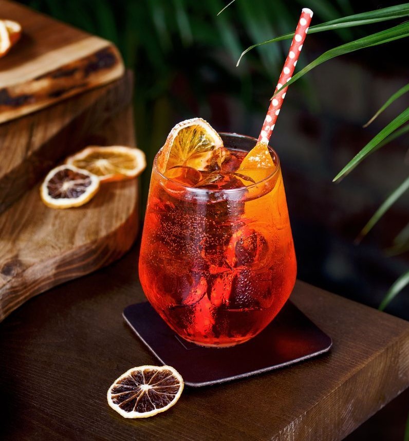 Aperol-Spritz_-el-trago-de-temporada-1
